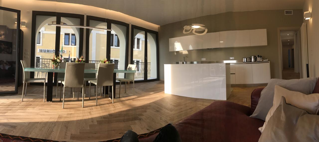 Suite La Castellana توري ديل بيناكو المظهر الخارجي الصورة